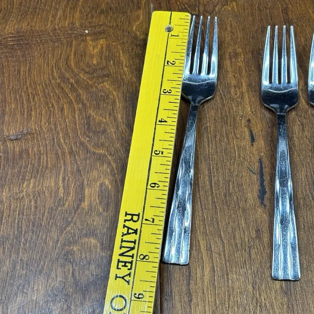 Oneida Camden Stainless Flatware‎ 7 Dinner Forks 7 7/8” USA Glossy Dinner Forks